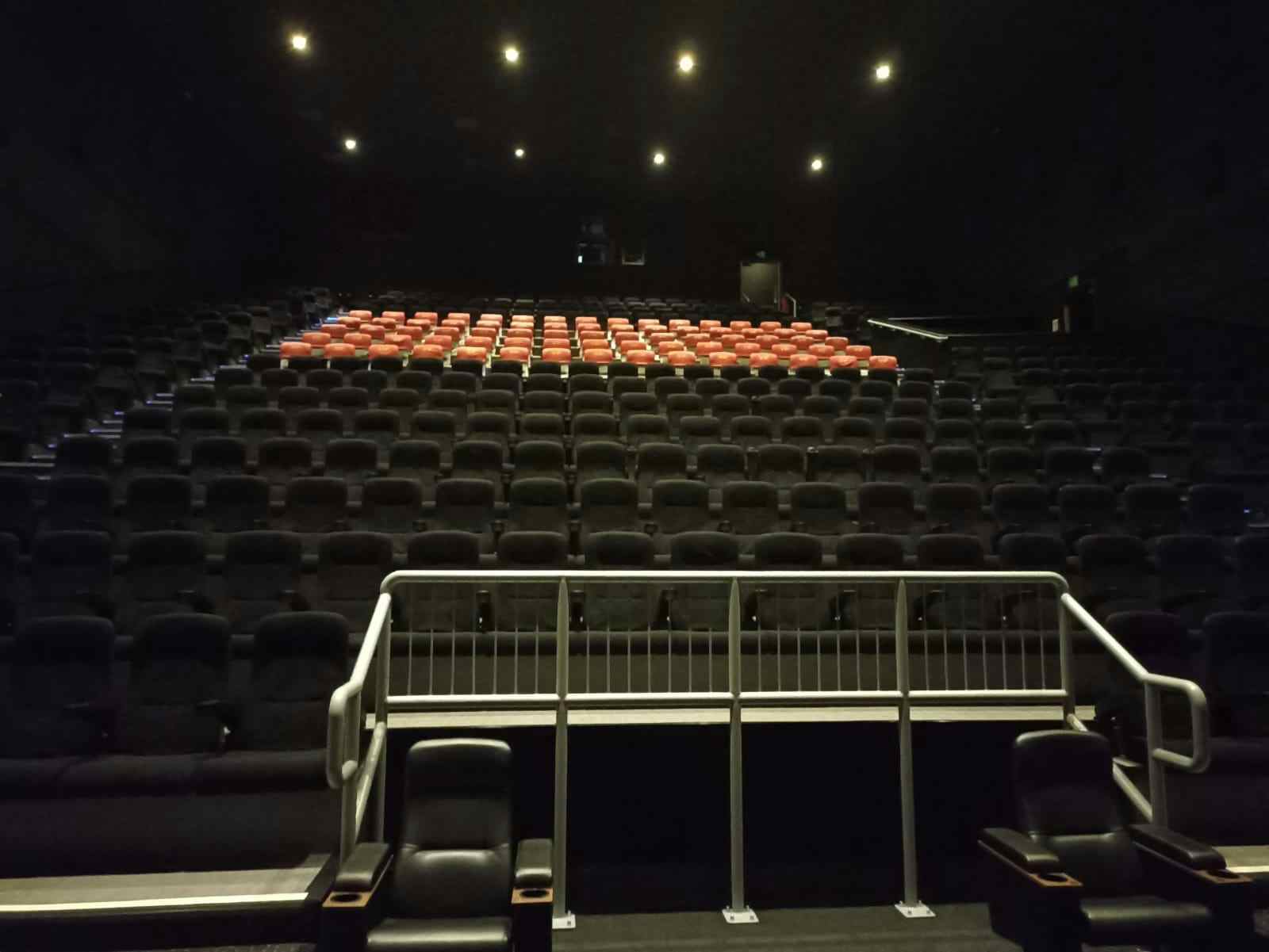 Hire Vue Xtreme Screens, Vue Cinema Shepherd's Bush (Westfield), London